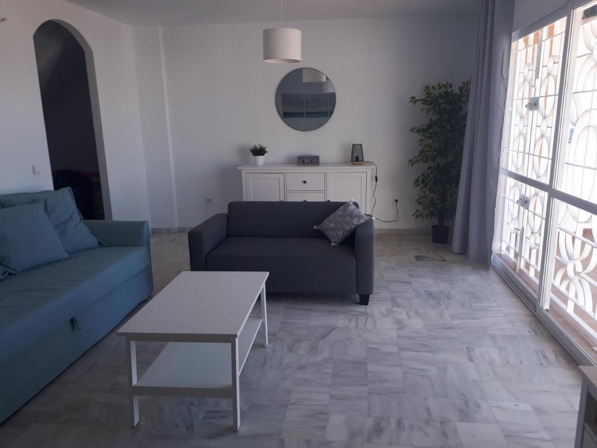 Apartment In Costa Del Sol With Large Terrace For 9 People Rincón de la Victoria Extérieur photo