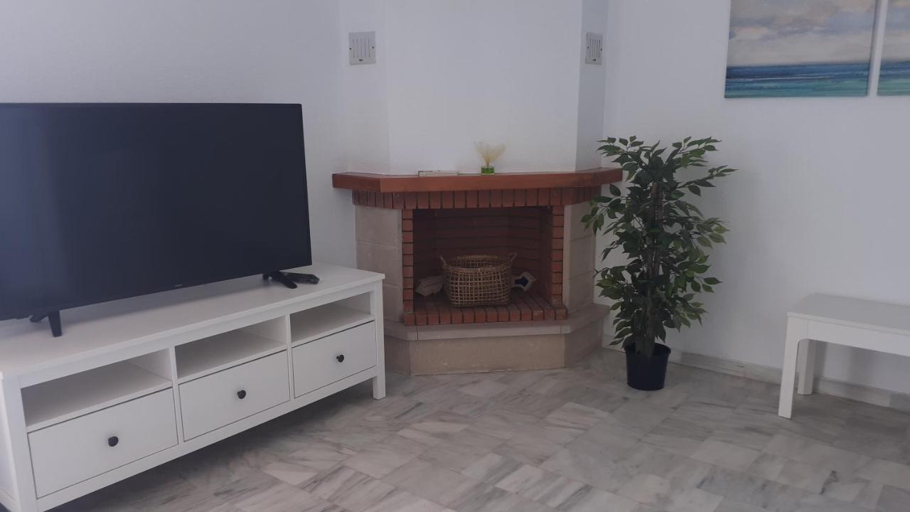 Apartment In Costa Del Sol With Large Terrace For 9 People Rincón de la Victoria Extérieur photo