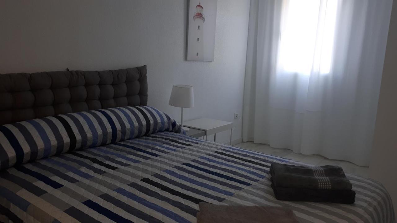 Apartment In Costa Del Sol With Large Terrace For 9 People Rincón de la Victoria Extérieur photo