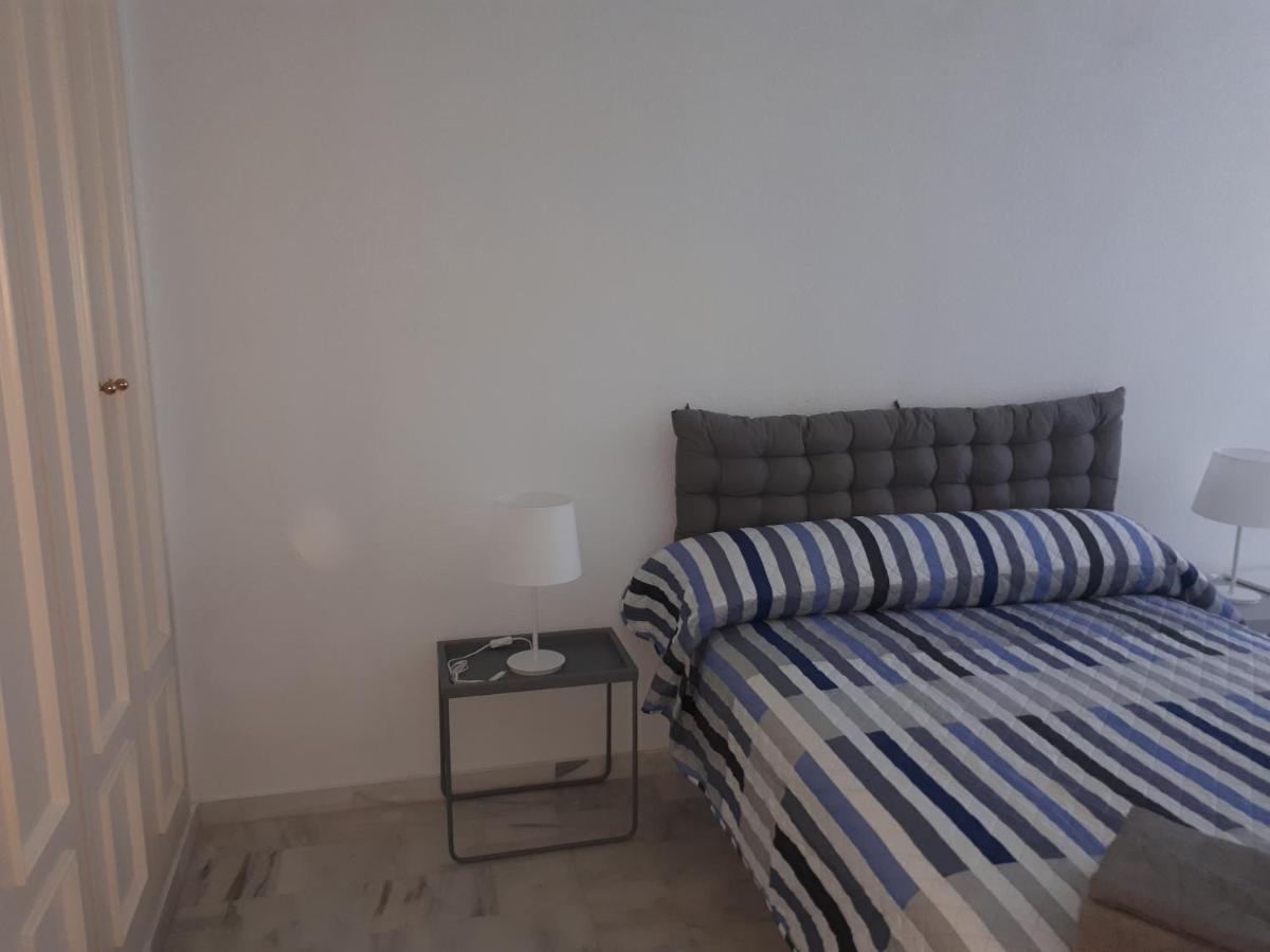 Apartment In Costa Del Sol With Large Terrace For 9 People Rincón de la Victoria Extérieur photo