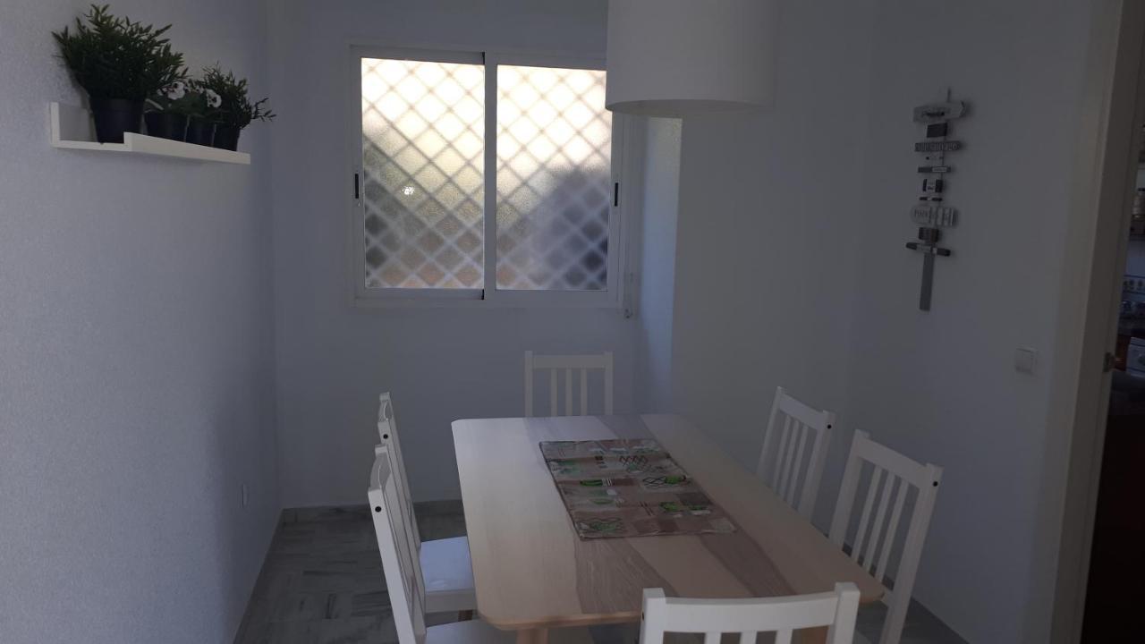 Apartment In Costa Del Sol With Large Terrace For 9 People Rincón de la Victoria Extérieur photo