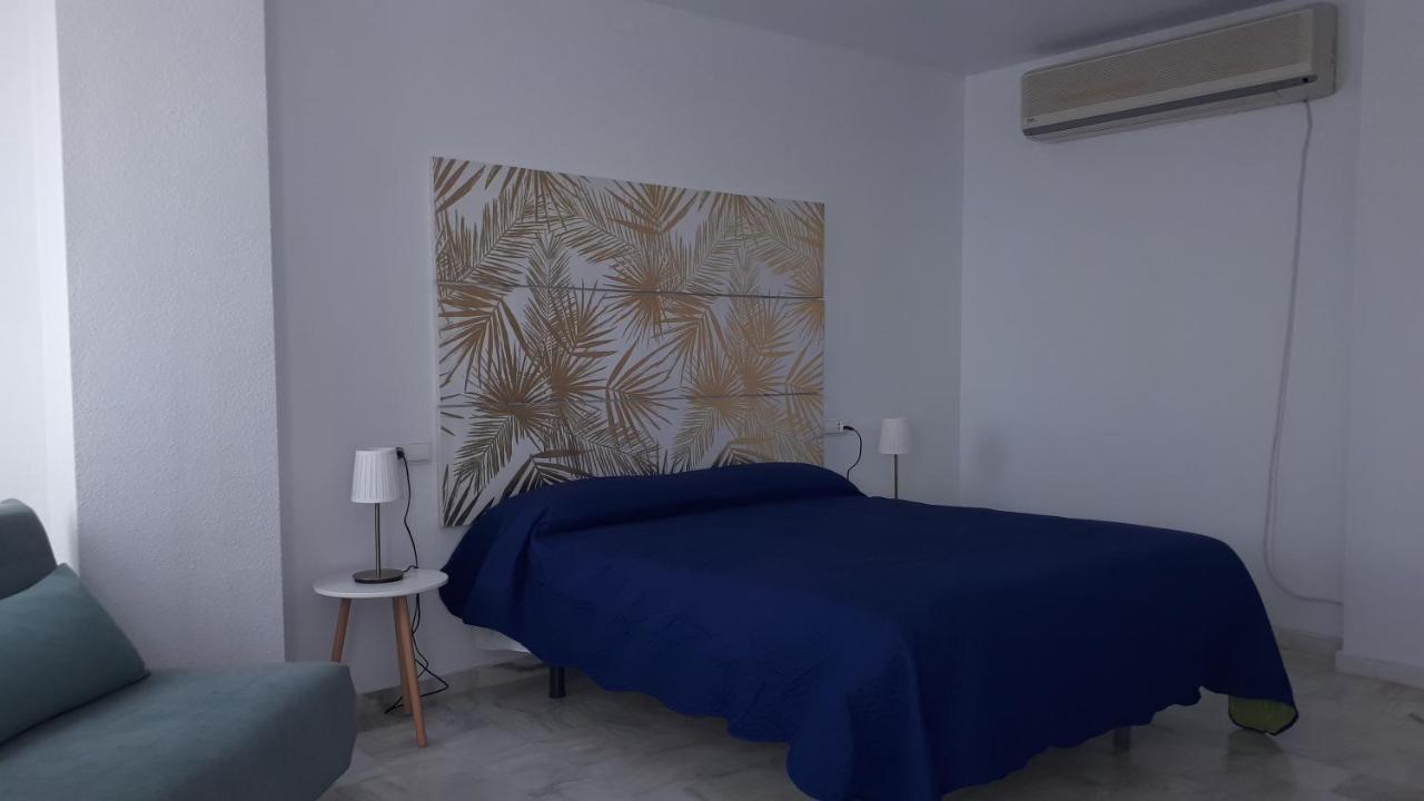 Apartment In Costa Del Sol With Large Terrace For 9 People Rincón de la Victoria Extérieur photo