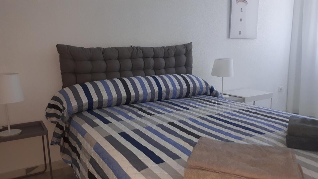 Apartment In Costa Del Sol With Large Terrace For 9 People Rincón de la Victoria Extérieur photo