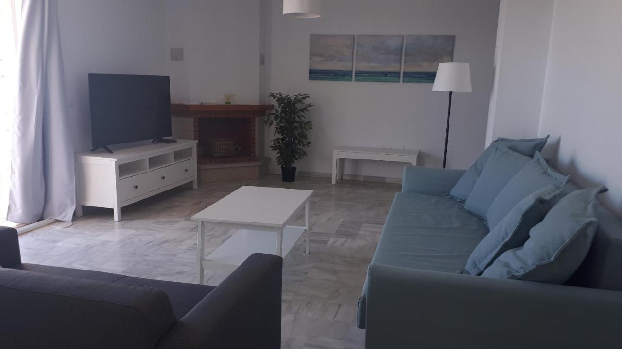 Apartment In Costa Del Sol With Large Terrace For 9 People Rincón de la Victoria Extérieur photo