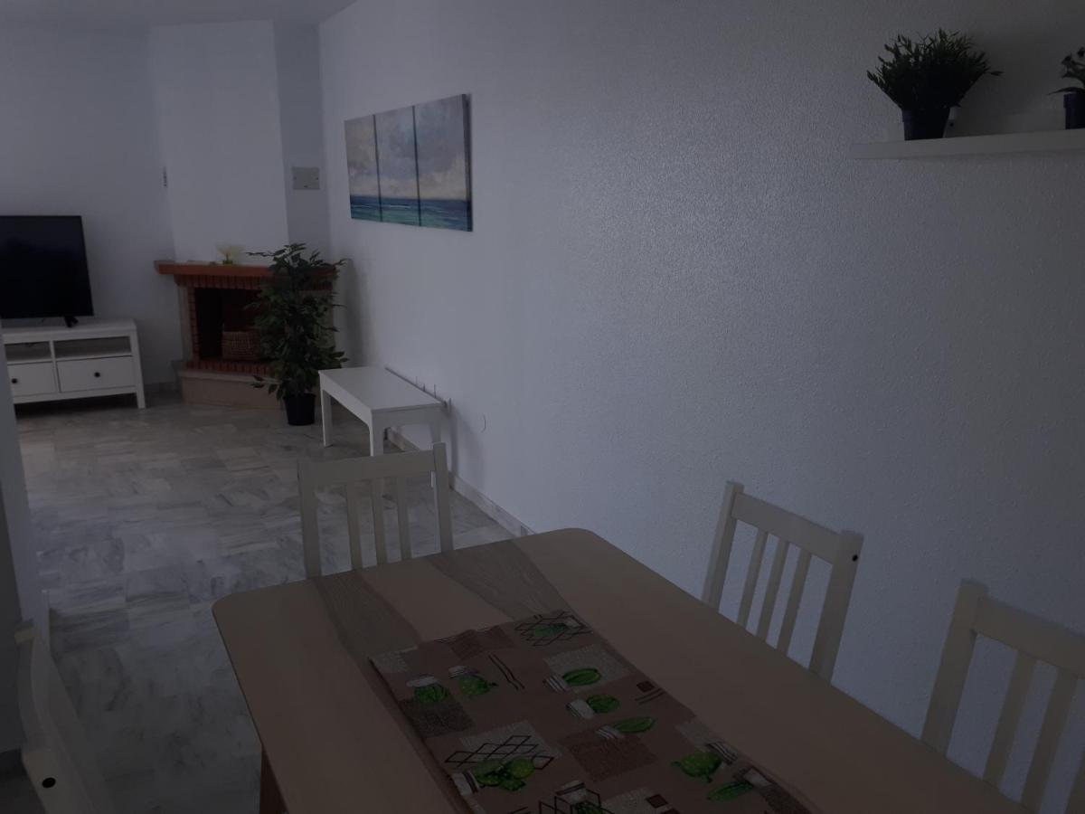 Apartment In Costa Del Sol With Large Terrace For 9 People Rincón de la Victoria Extérieur photo