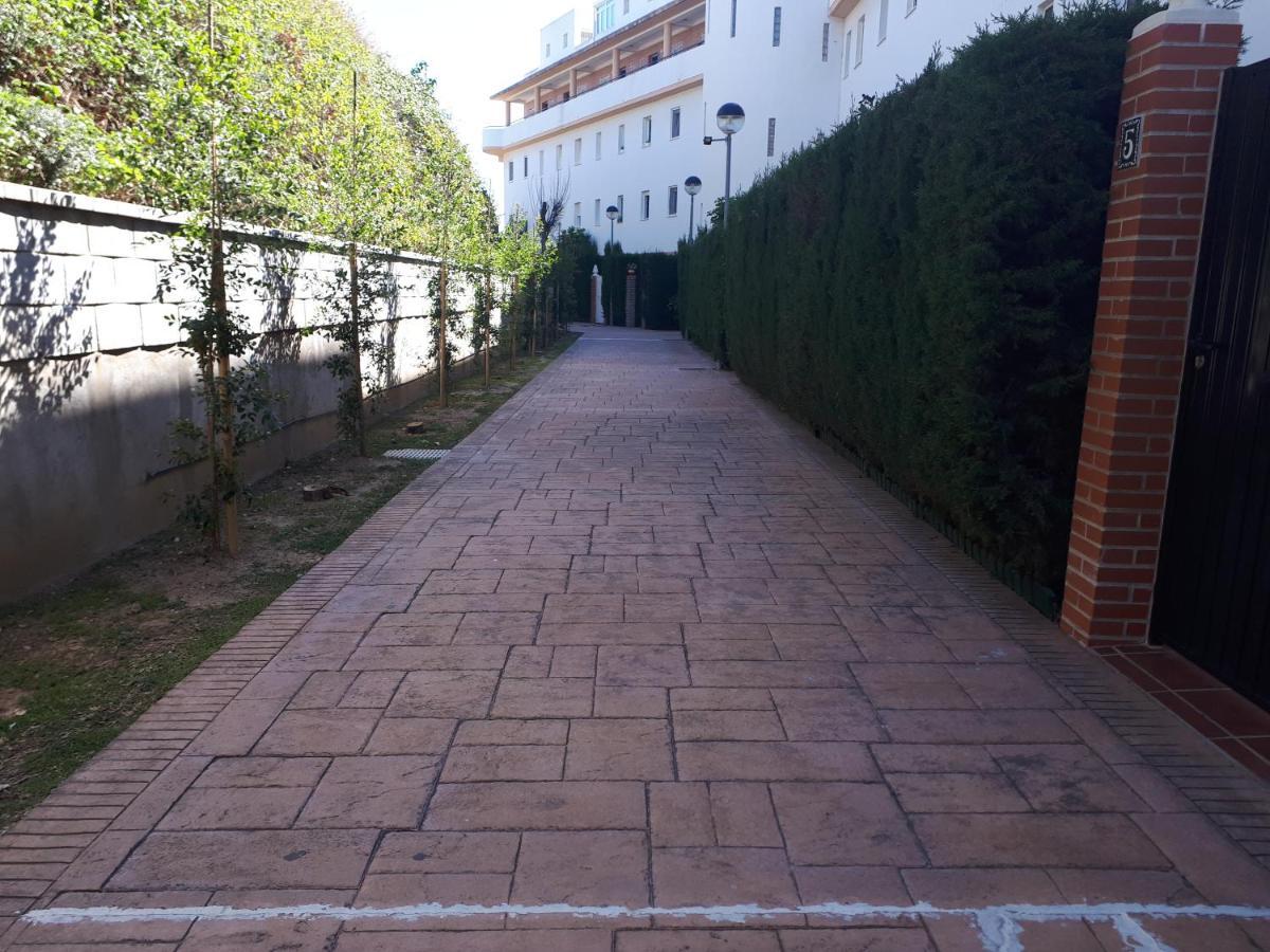 Apartment In Costa Del Sol With Large Terrace For 9 People Rincón de la Victoria Extérieur photo