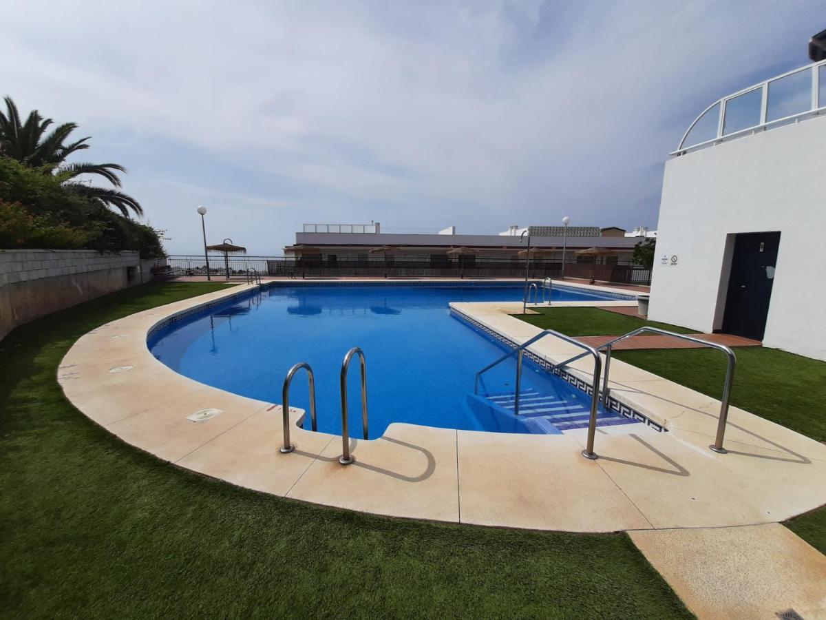 Apartment In Costa Del Sol With Large Terrace For 9 People Rincón de la Victoria Extérieur photo